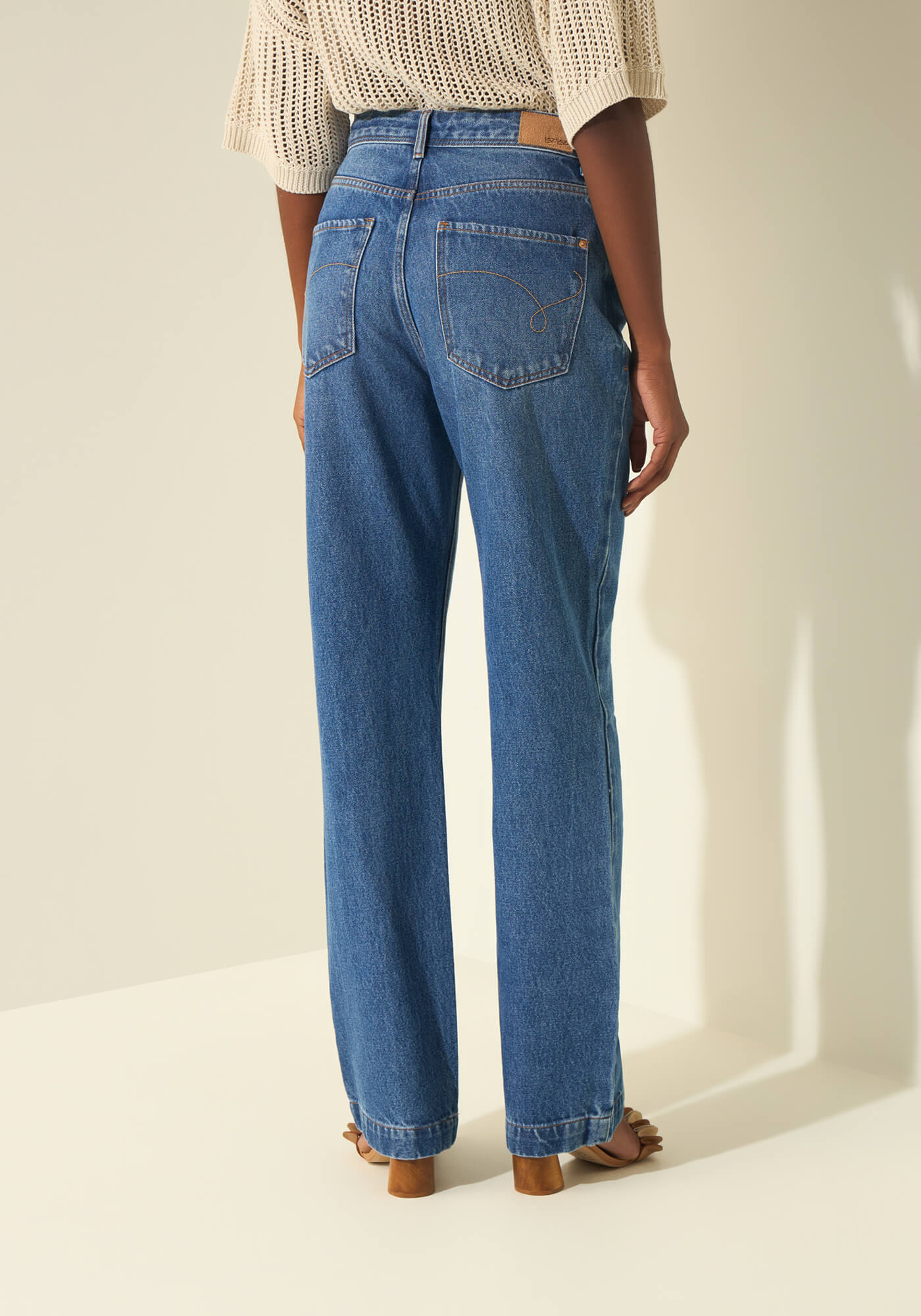 Calça Reta Jeans Com Cintura Alta E Elastano - Lez a Lez - Imagem 3