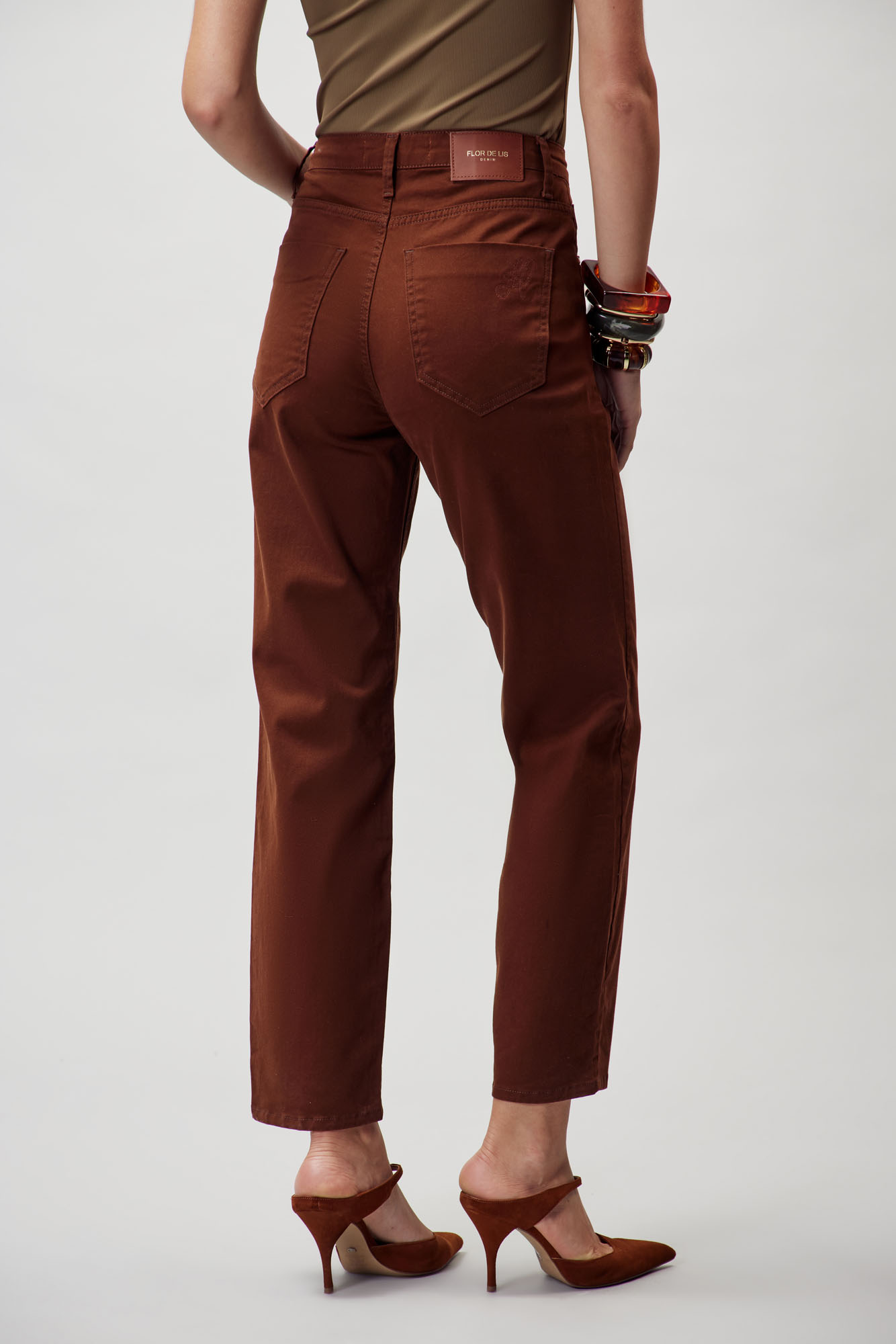 CALCA AGATA STRAIGHT CROPPED - FLOR DE LIS - Imagem 3